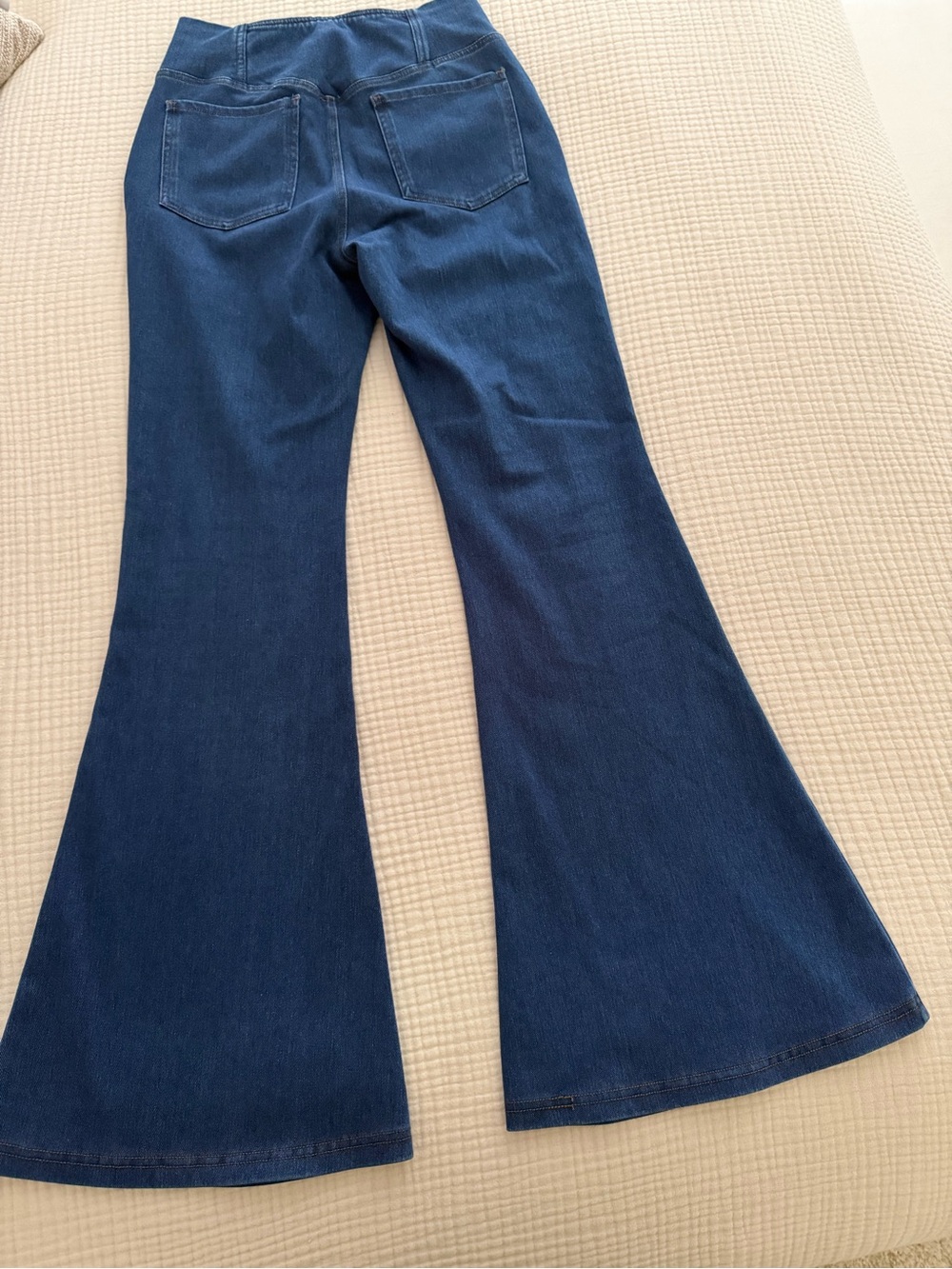 HALARA Medium Wash Blue Flare Pull-On Jeans - Picture 4 of 6